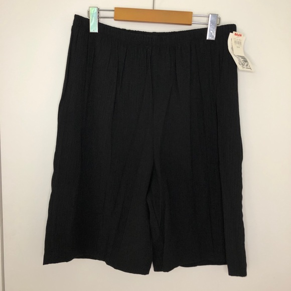 Vintage High Waisted Shorts - Picture 2 of 7